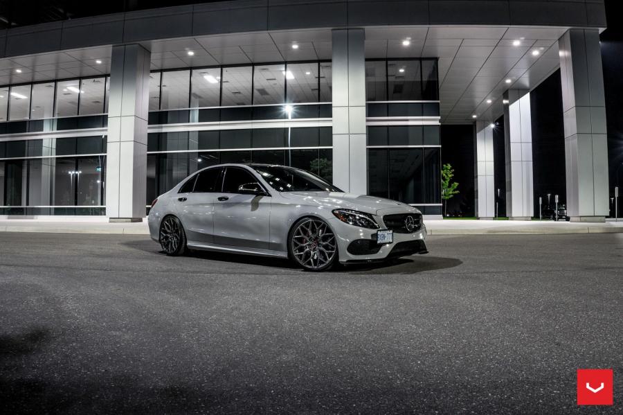  Mercedes-Benz C-Class on Vossen Wheels (HF-2) 2019 года  (фото 1 из 11)